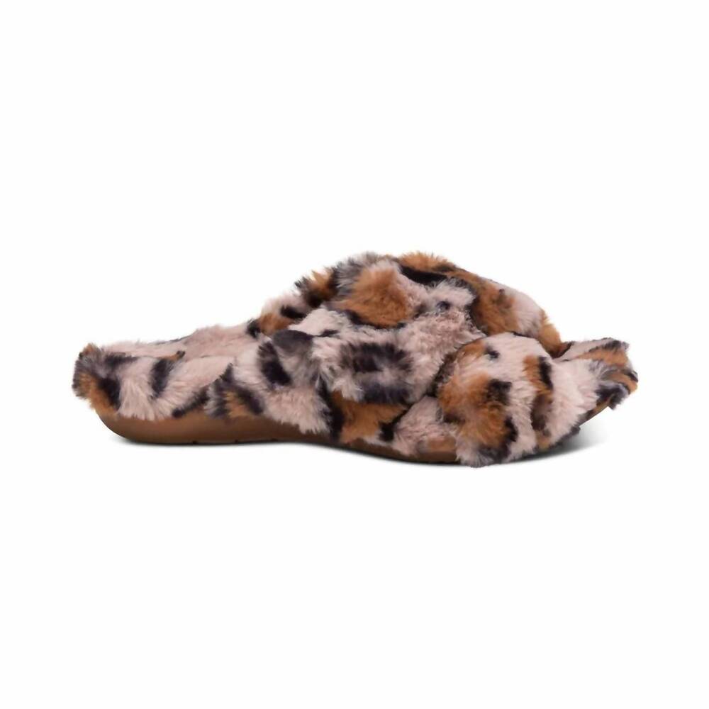 NEW AETREX women's penelope strap slipper in leopard